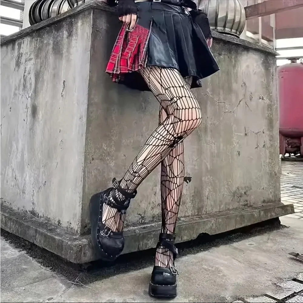 Black Gothic Skull Pattern Fishnet Tights Sexy Hollow Out Mesh Pantyhose OneSize